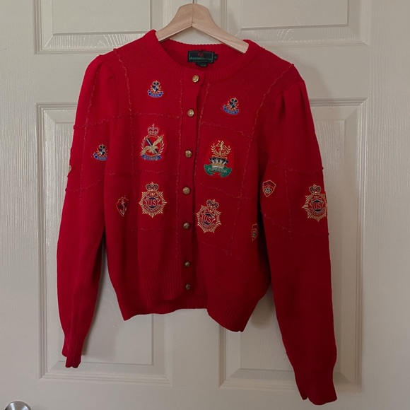 Vintage Abercrombie & Fitch, red patch cardigan - medium - Picture 3 of 8